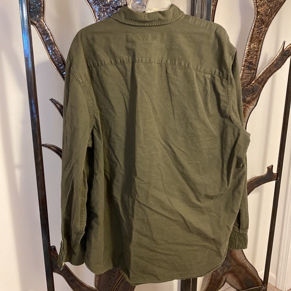 Mens XXXL Gap green button down shirt - Picture 3 of 3